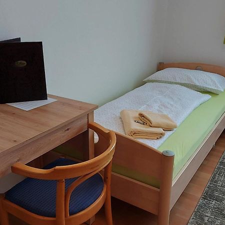 Gaestehaus Franz Kroatisch Geresdorf Ngoại thất bức ảnh